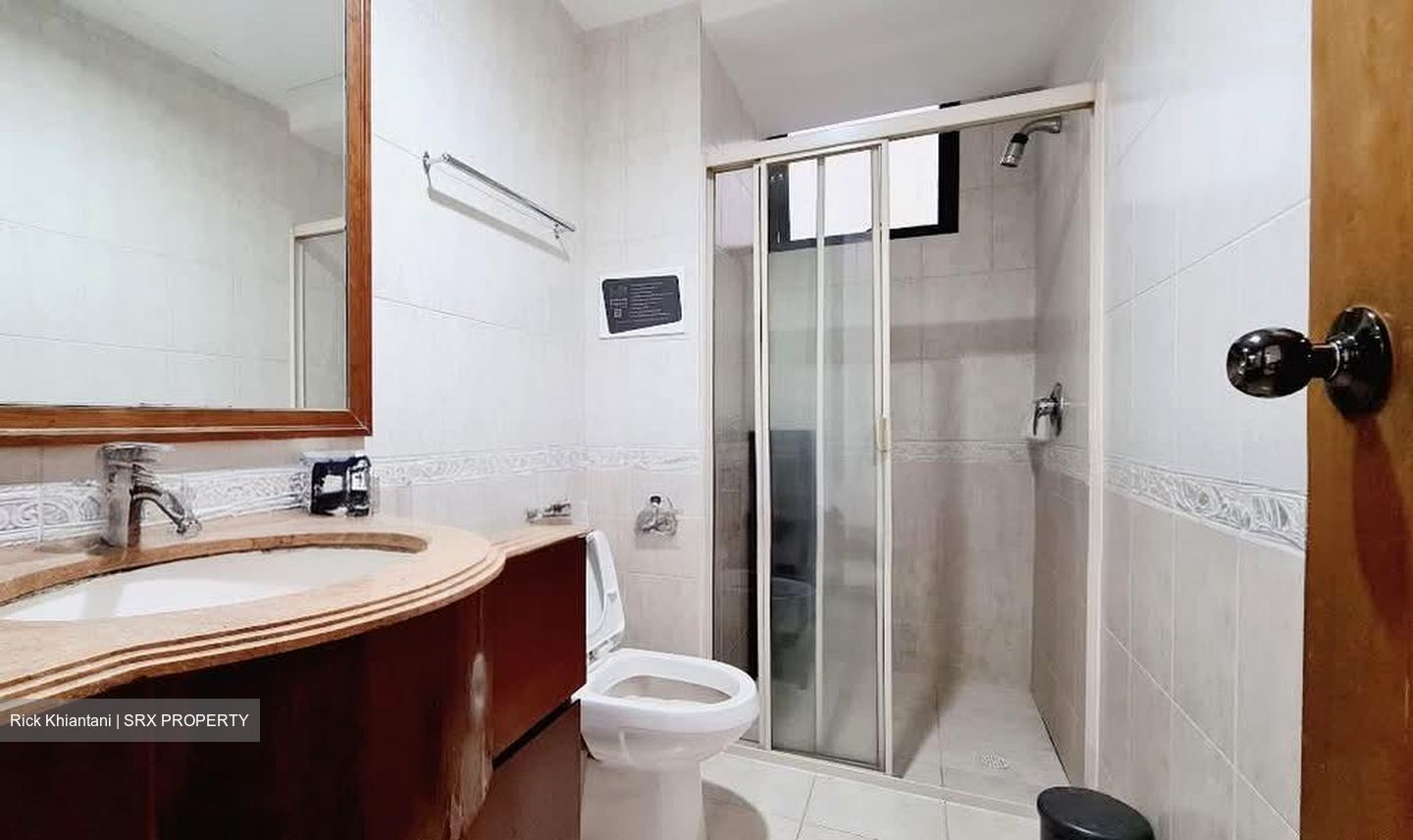 East Meadows (D16), Condominium #592466501